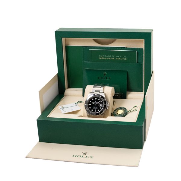 Rolex Submariner 126610 LN
